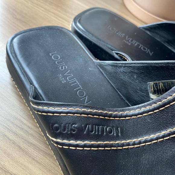 Louis Vuitton Men’s Black Leather Slides - Picture 3 of 9